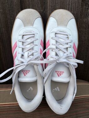Adidas Girls 6 / Women’s 7 VL Court 3.0 Shoes Casual Sneakers White Pink Suede
